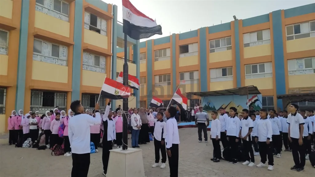 كم عدد الأسابيع الدراسية في العام الدراسي الجديد؟