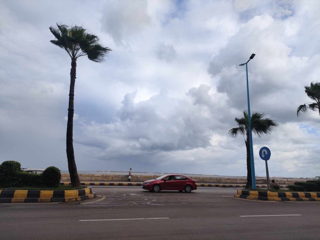 حالة الطقس اليوم الأحد 22 سبتمبر 2024: أمطار خفيفة وانخفاض درجات الحرارة